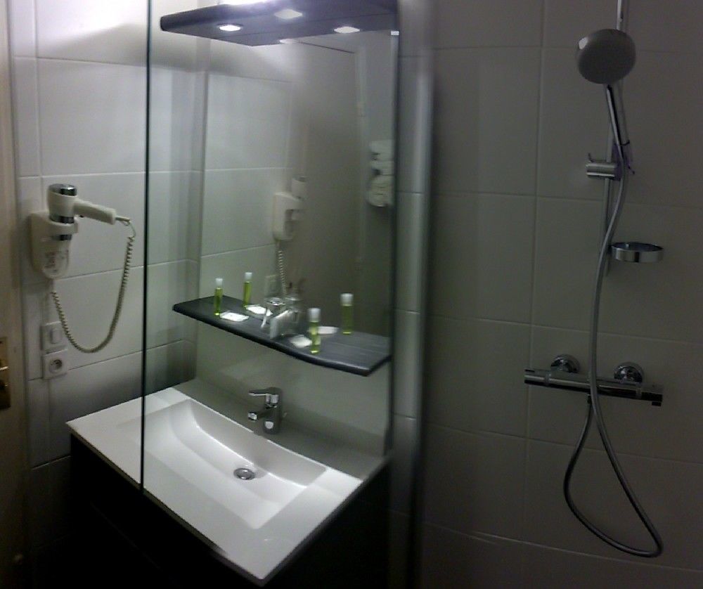 Brit Du Hotel